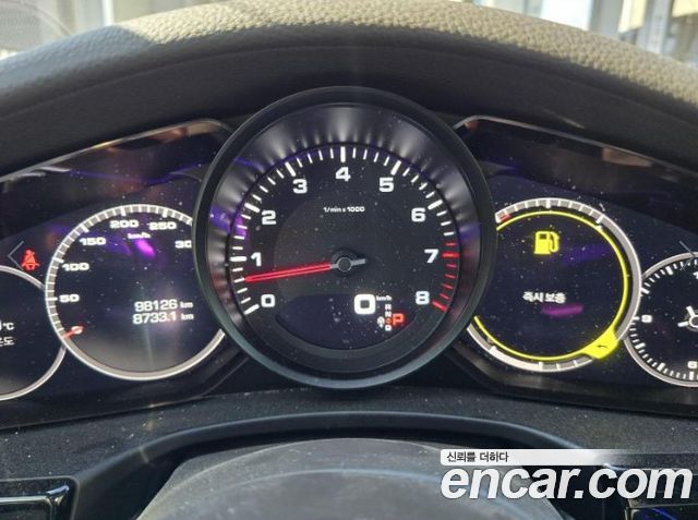Porsche Panamera 2018 — photo 13