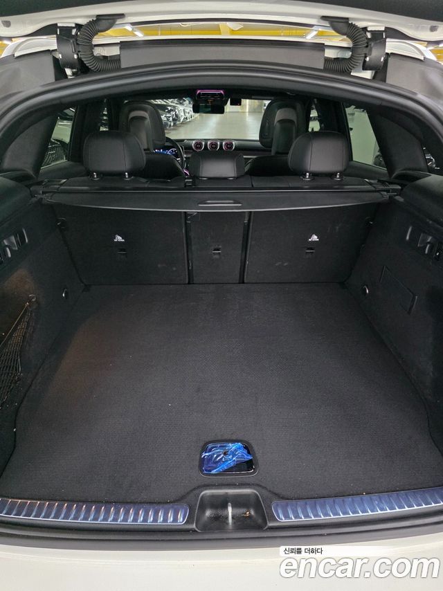 Mercedes-Benz GLC-Class 2025 — photo 15