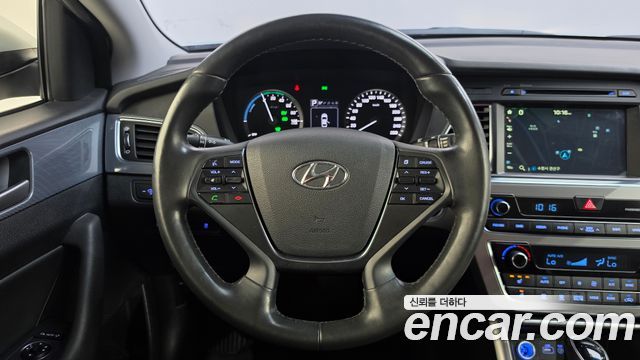 Hyundai Sonata 2016 — photo 20