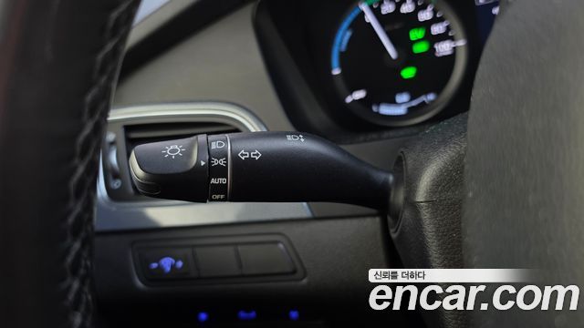 Hyundai Sonata 2016 — photo 28