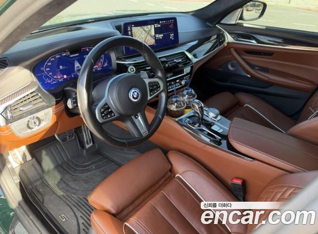 BMW 5-Series 2021 — photo 7