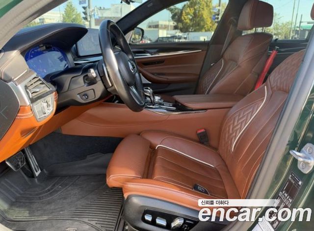 BMW 5-Series 2021 — photo 8