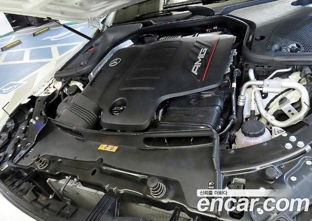 Mercedes-Benz AMG GT 2020 — photo 19