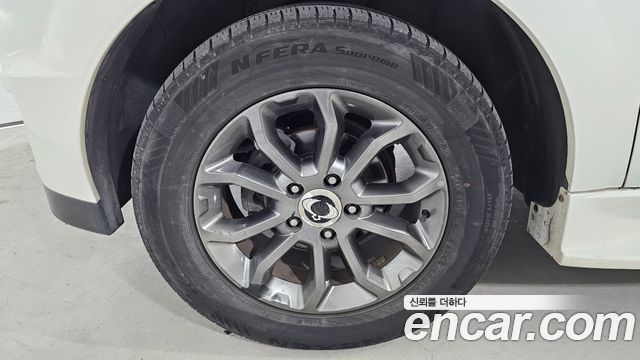KG Mobility KORANDO 2015 — photo 5