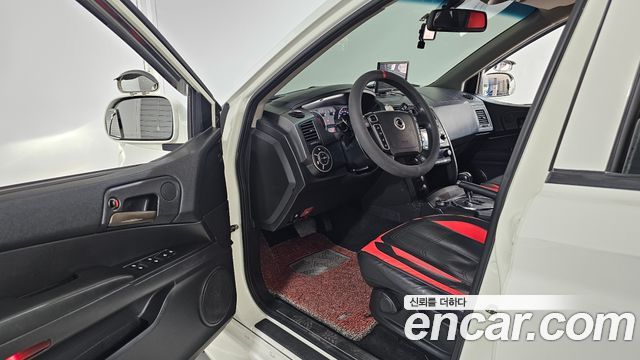 KG Mobility KORANDO 2015 — photo 10