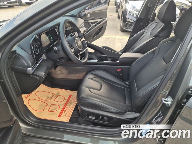 Hyundai AVANTE 2024 — photo 11