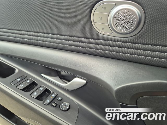 Hyundai AVANTE 2024 — photo 16