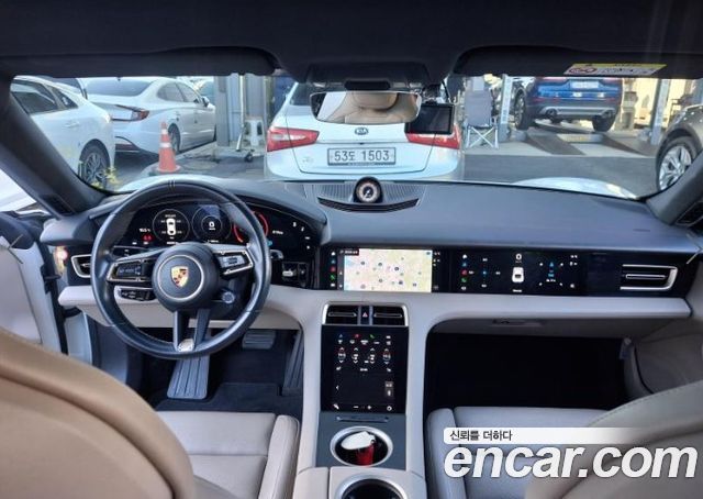 Porsche Taycan 2021 — photo 5