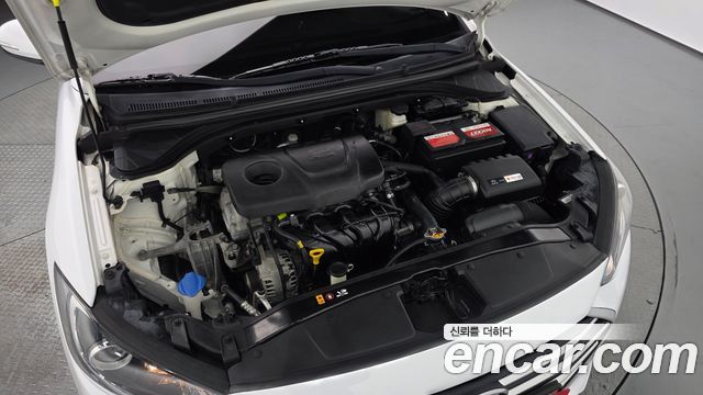 Hyundai AVANTE 2018 — photo 6