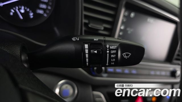 Hyundai AVANTE 2018 — photo 29