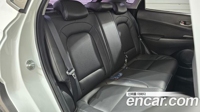 Hyundai Kona 2018 — photo 12