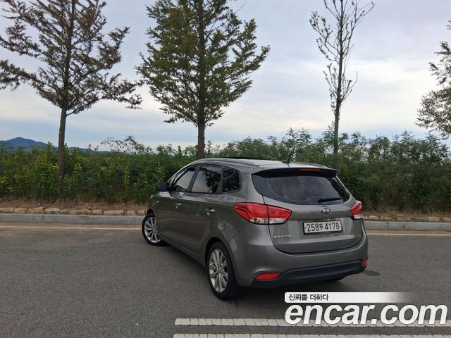 Kia Carens 2014 — photo 3