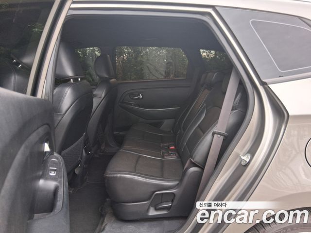 Kia Carens 2014 — photo 8