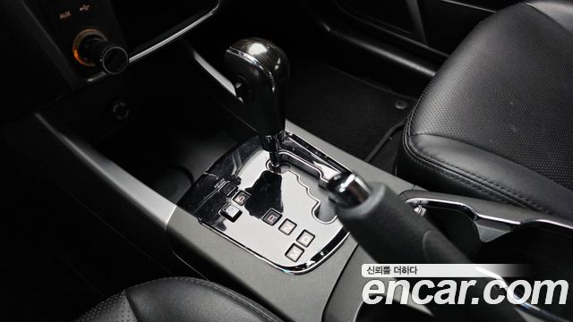 KG Mobility KORANDO 2014 — photo 9