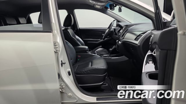 KG Mobility KORANDO 2014 — photo 11