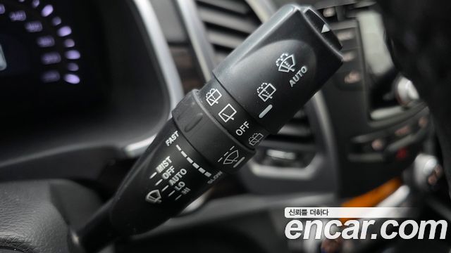 KG Mobility KORANDO 2014 — photo 16