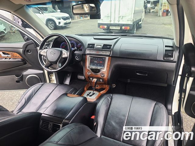 KG Mobility Rexton 2016 — photo 2