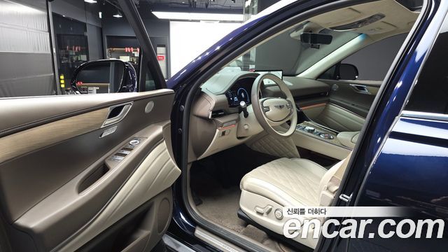 Genesis GV80 2023 — photo 13
