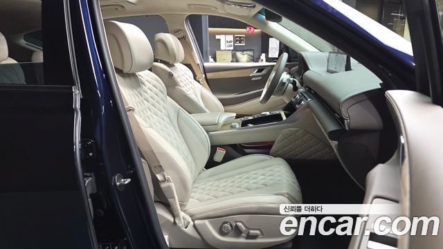 Genesis GV80 2023 — photo 17