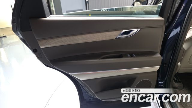Genesis GV80 2023 — photo 15