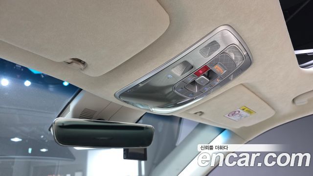 Genesis GV80 2023 — photo 27