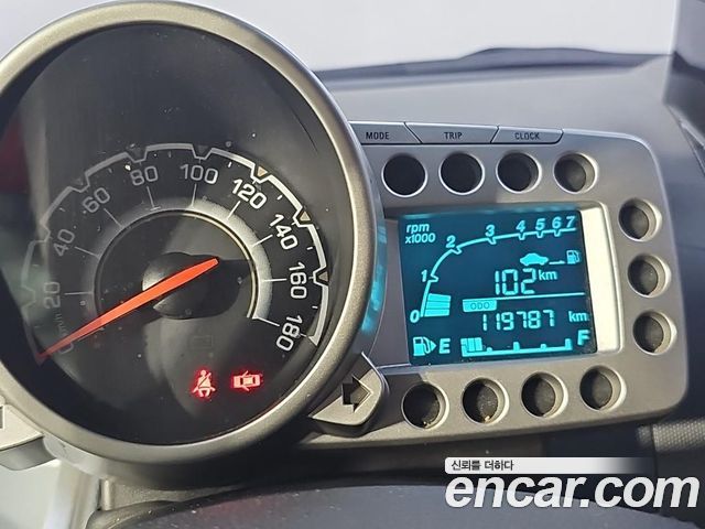 Chevrolet Korea Spark 2012 — photo 7