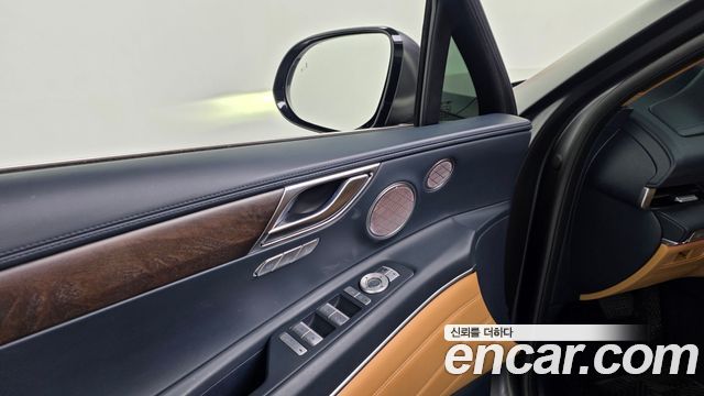 Genesis GV80 2021 — photo 27