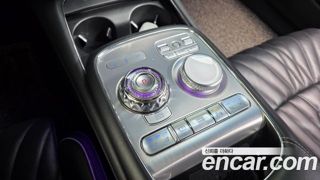 Genesis G90 2022 — photo 9