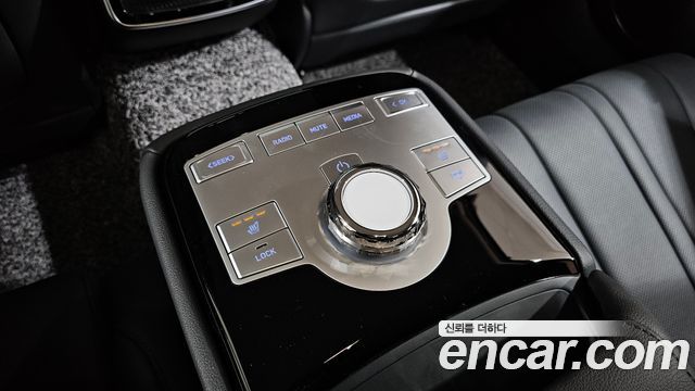 Genesis G80 2025 — photo 17