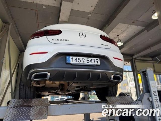 Mercedes-Benz GLC-Class 2023 — photo 2