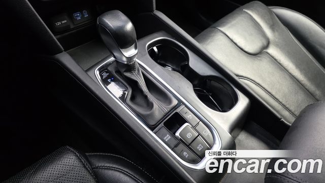 Hyundai Santafe 2019 — photo 12