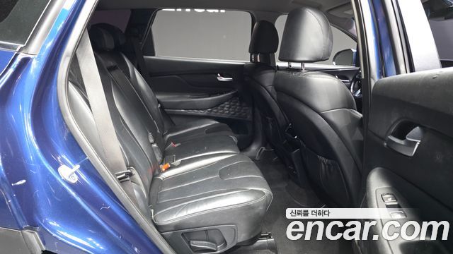 Hyundai Santafe 2019 — photo 18