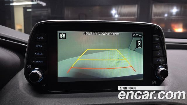 Hyundai Santafe 2019 — photo 21