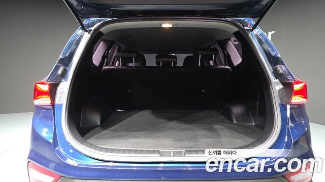 Hyundai Santafe 2019 — photo 26