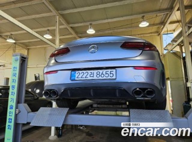 Mercedes-Benz E-Class 2018 — photo 2