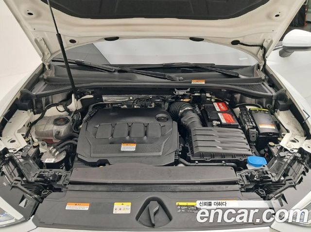 Audi Q3 2022 — photo 19
