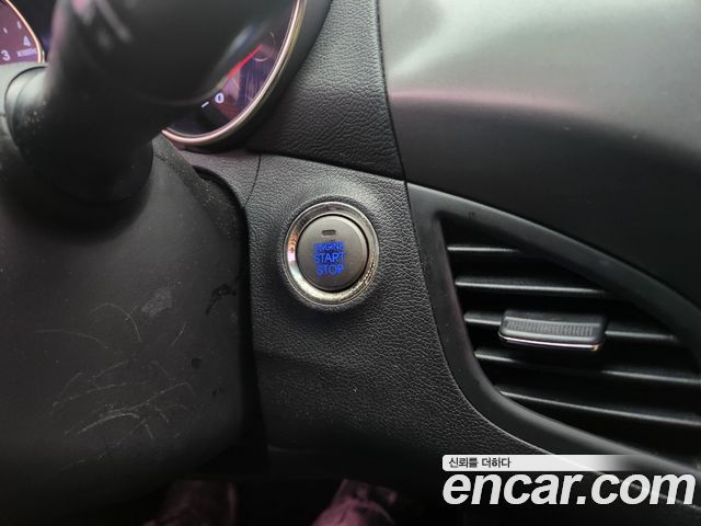 Hyundai AVANTE 2012 — photo 11