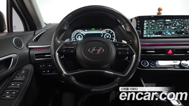 Hyundai Sonata 2022 — photo 19