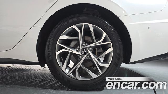 Hyundai Sonata 2022 — photo 7