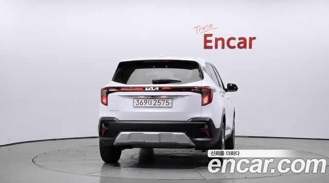 Kia Seltos 2023 — photo 4