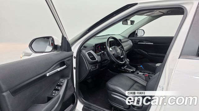 Kia Seltos 2023 — photo 13