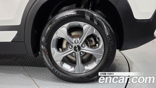 Kia Seltos 2023 — photo 7
