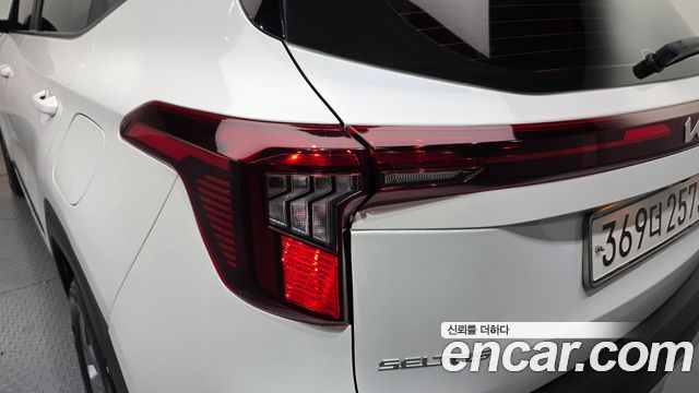 Kia Seltos 2023 — photo 9