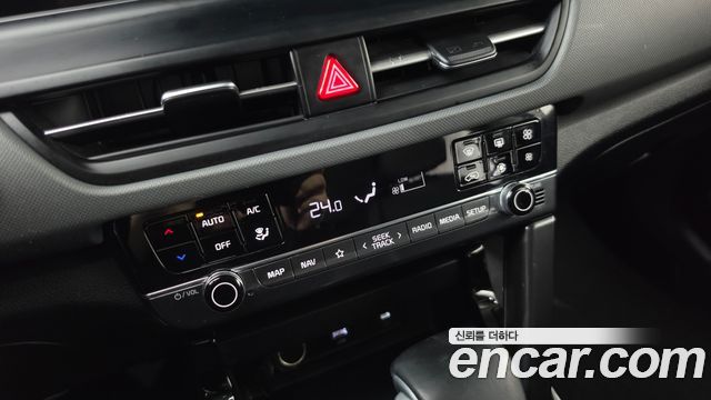Kia Seltos 2023 — photo 28