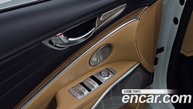 Kia K9 2022 — photo 24