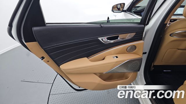 Kia K9 2022 — photo 15