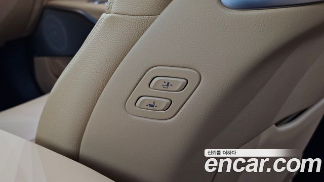 Kia K9 2022 — photo 28