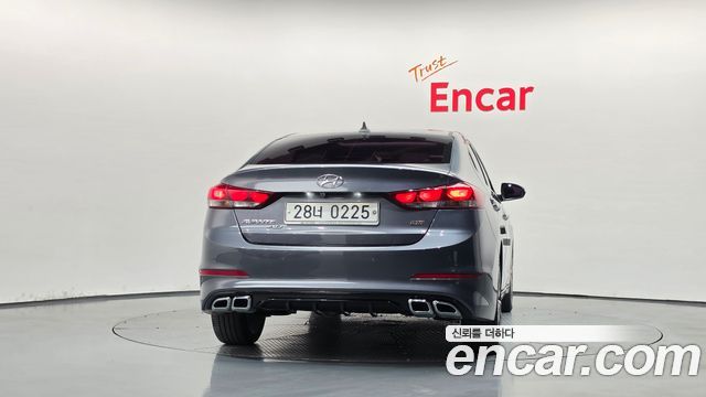Hyundai AVANTE 2017 — photo 4