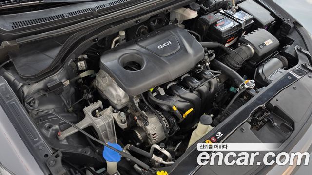 Hyundai AVANTE 2017 — photo 6