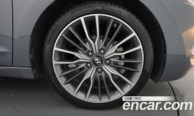Hyundai AVANTE 2017 — photo 7